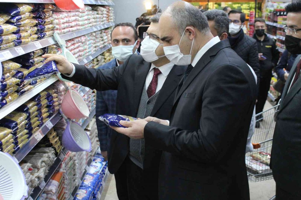 Bakanlık 81 ilde fahiş fiyat denetimlerini sıklaştırdı! Ürün başına en az 14 bin 860 lira ceza