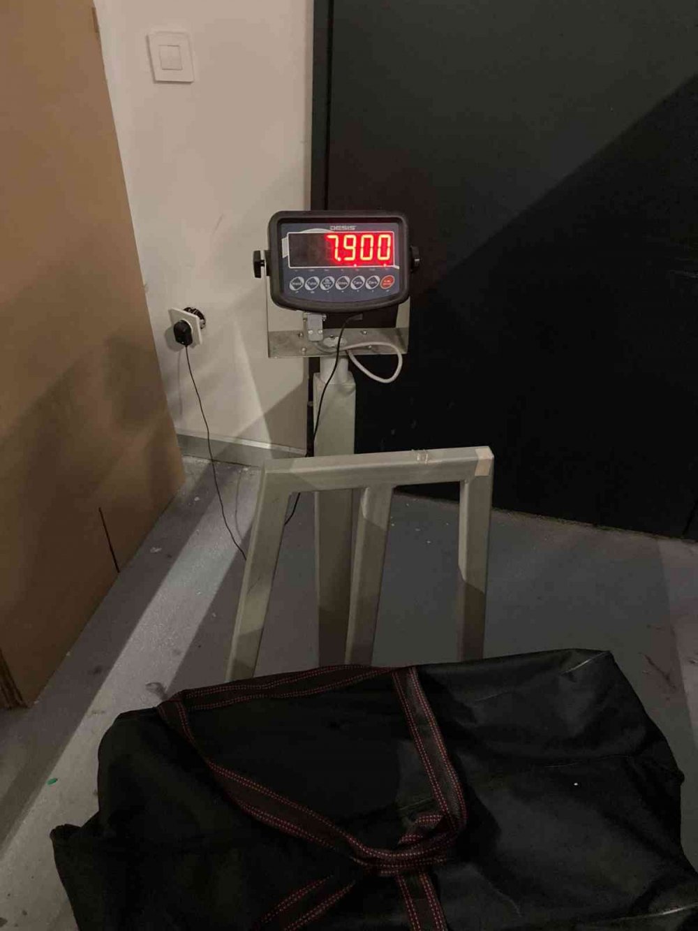 Yurt dışına çıkarılmak istenen 4 bin canlı tıbbi sülük havalimanında yakalandı