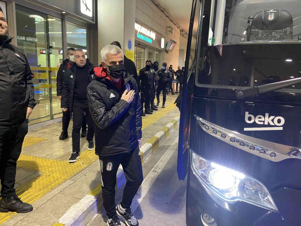 Beşiktaş kafilesi Konya’da böyle karşılandı