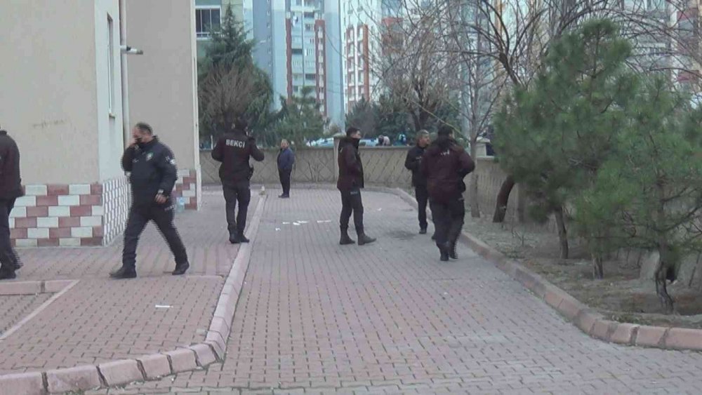 Oynarken 7'inci kattan düşten İrem Su ve Zehra Gül hayatını kaybetti