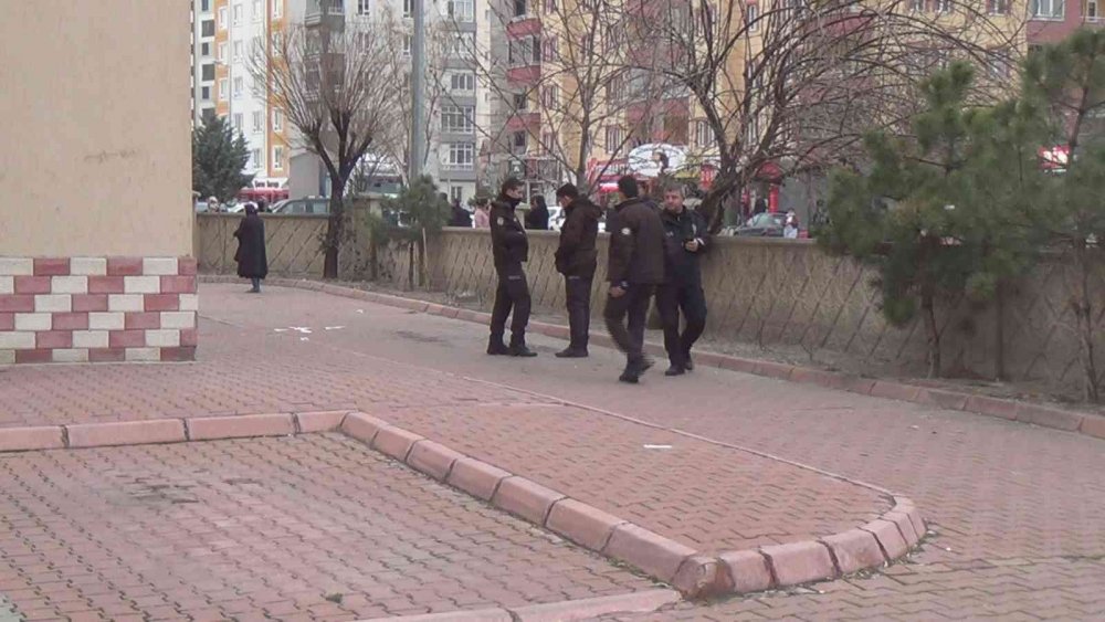 Oynarken 7'inci kattan düşten İrem Su ve Zehra Gül hayatını kaybetti