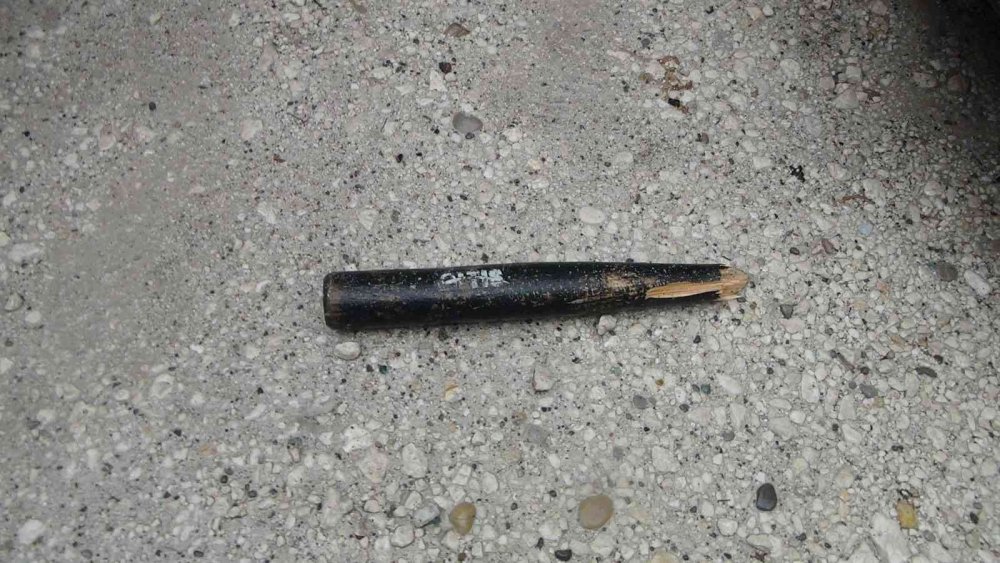 Antalya'da aracı beyzbol sopasıyla parçalandı haberi polisten öğrendi