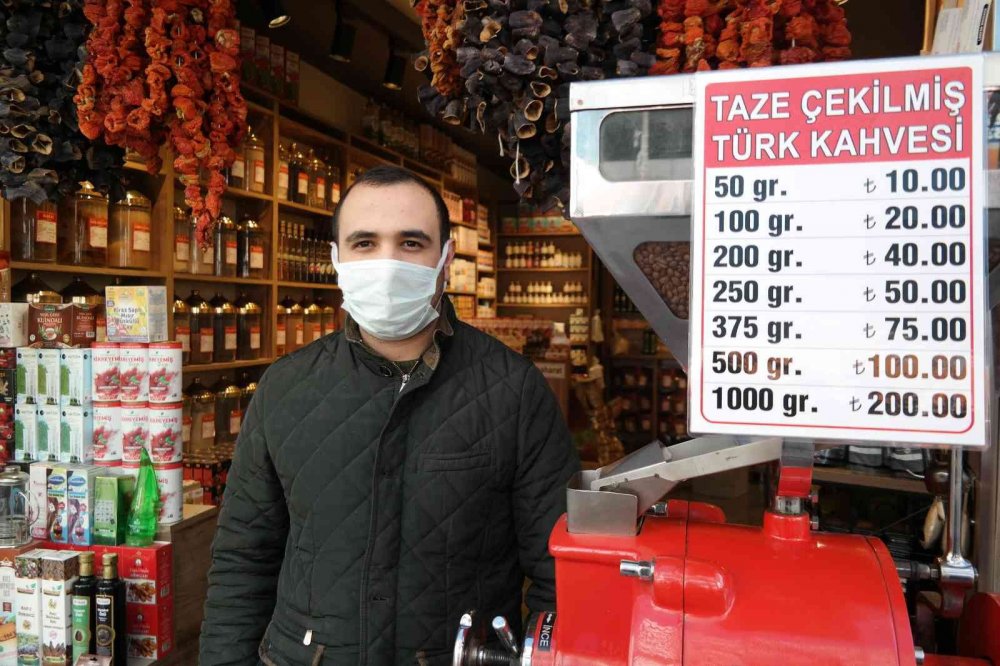 Kahvenin kilosu 200 lira olunca esnaf yeni bir yol seçmek zorunda kaldı