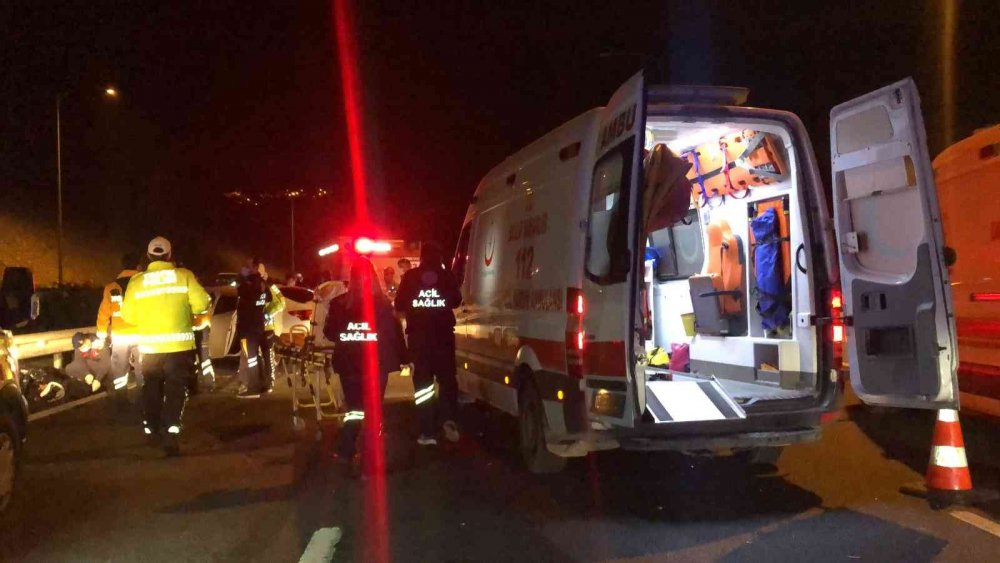 Nişan dönüşü katliam gibi kaza: 3 ölü, 2 yaralı