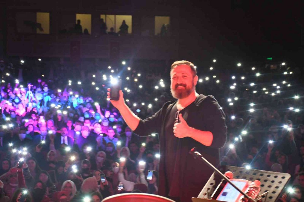 Talha Bora Öge Aksaray’da gençlerle buluştu