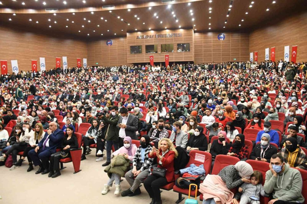 Talha Bora Öge Aksaray’da gençlerle buluştu