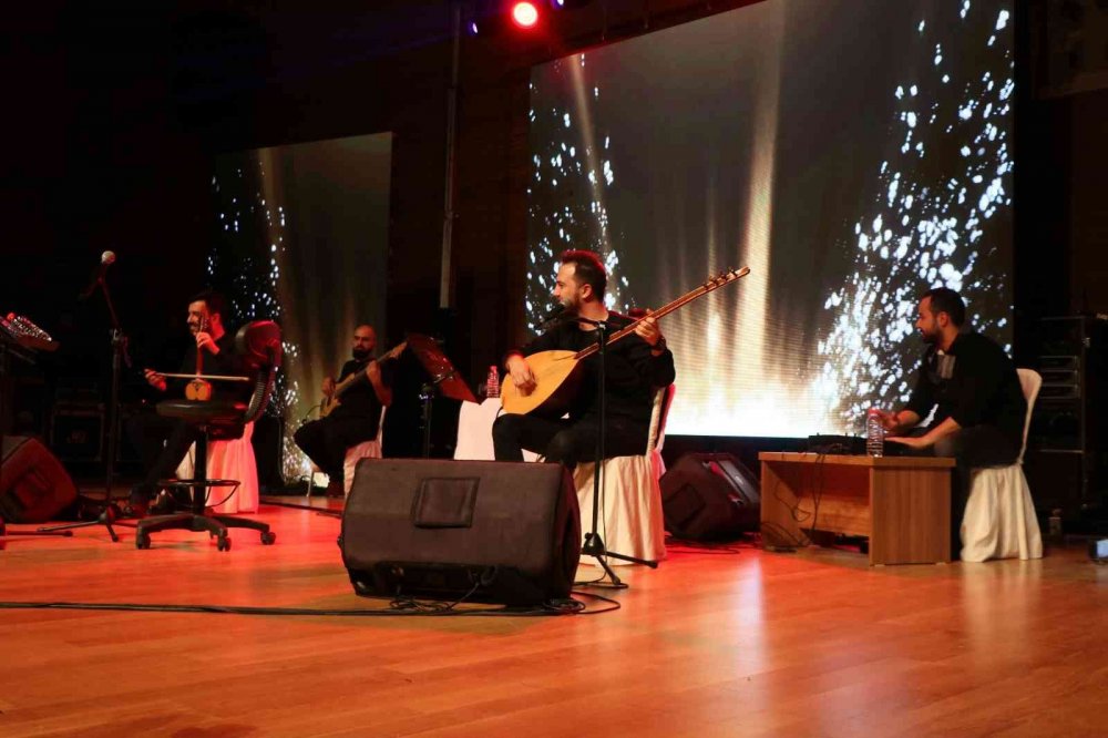 Talha Bora Öge Aksaray’da gençlerle buluştu