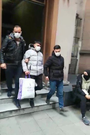 İstanbul'da Amerikalı turistin öldüğü bıçaklı saldırı böyle görüntülendi