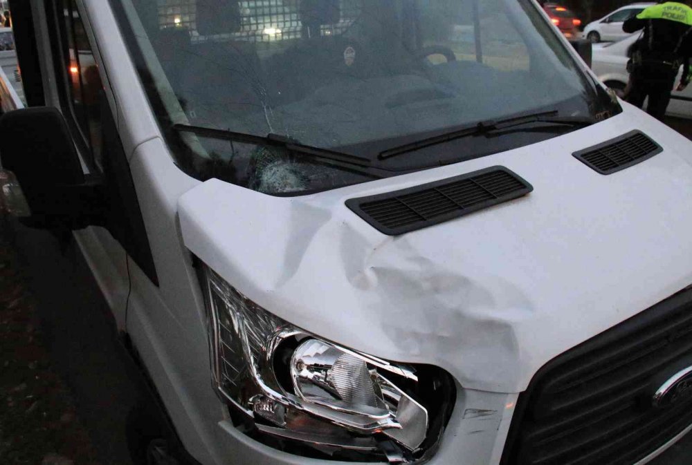 Kamyonetin çarptığı lise öğrencisi Nefise Buruk yaşamını yitirdi