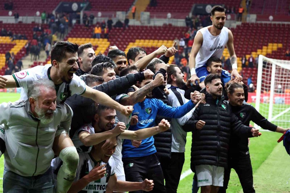 Galatasaray Ziraat Türkiye Kupası'nda Denizlispor'a elendi
