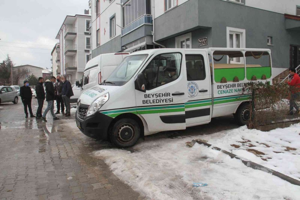 Konya’da felsefe öğretmeni Adem Ergün ölü bulundu