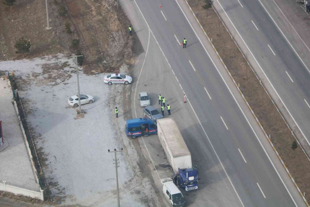 Konya’da 2021'in son denetimi! Kuş uçurtmadılar