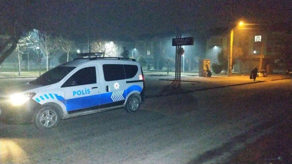 Konya’da parkta kavga! 2 kişi bıçaklandı!