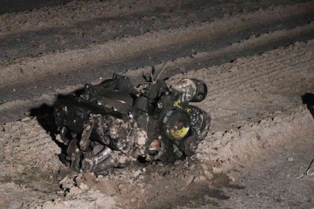 Korkunç kaza! Kafa kafaya çarpışan iki araçta 7 kişi can verdi