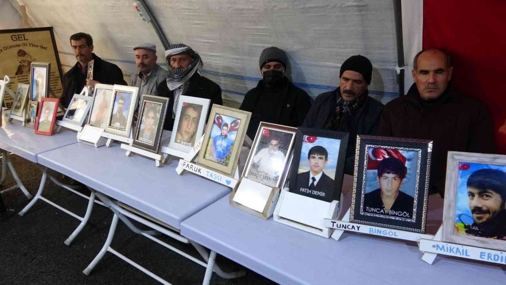 Acılı ailelerin evlat nöbeti 854'üncü gününde!