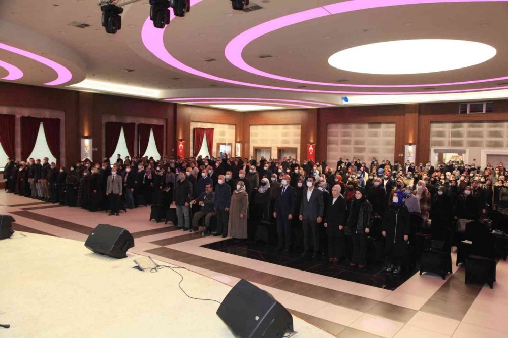 Erdoğan AK Parti Konya teşkilatlarına seslendi: Büyük Türkiye'nin baş kahramanı sizlersiniz