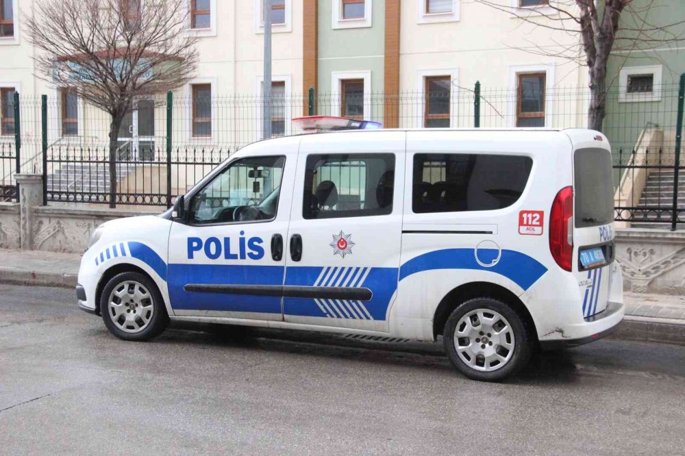 Karaman'da ’kedilerin derisini yüzdüler’ ihbarına giden polis bakın ne buldu