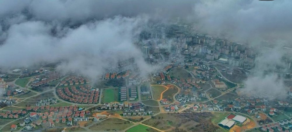 Bursa güne böyle başladı! Sis altında kalan şehir drone ile görüntülendi