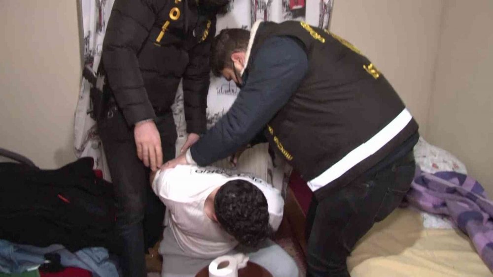 Uykudan kaldırılıp gözaltına alındılar! Motosiklet hırsızlarına 18 gözaltı