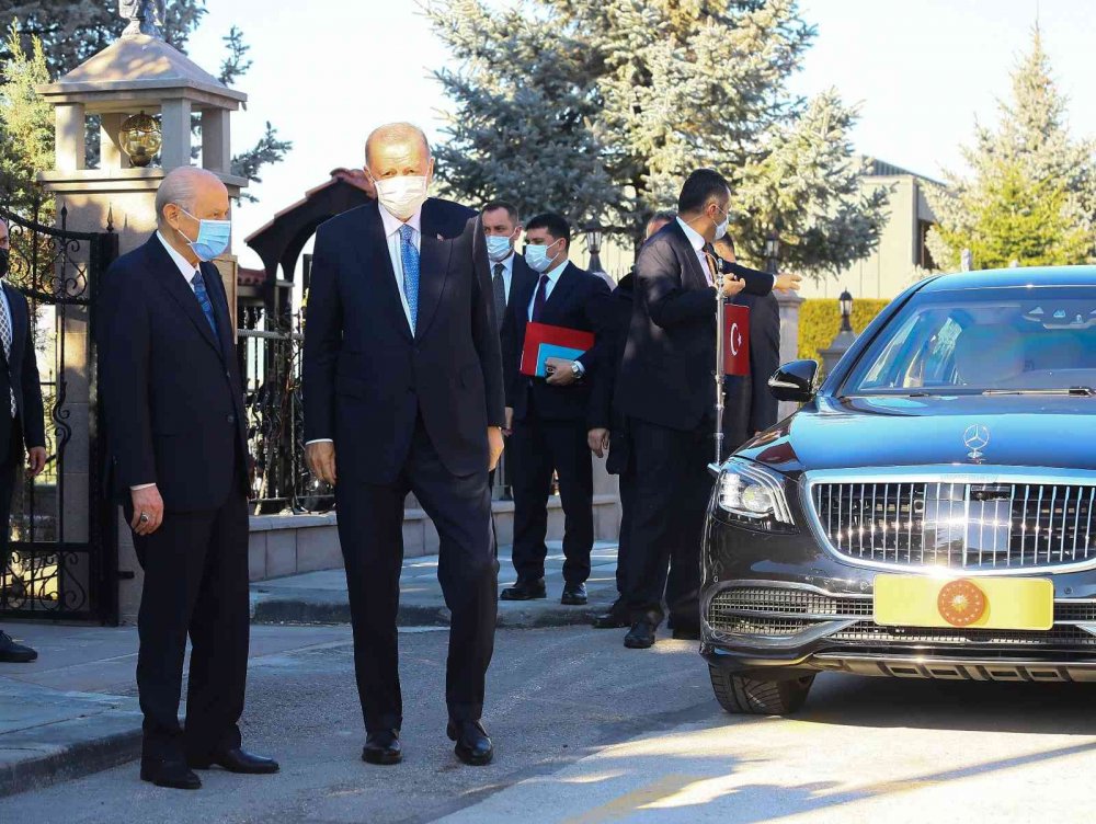 Cumhurbaşkanı Erdoğan Devlet Bahçeli’yi evinde ziyaret etti