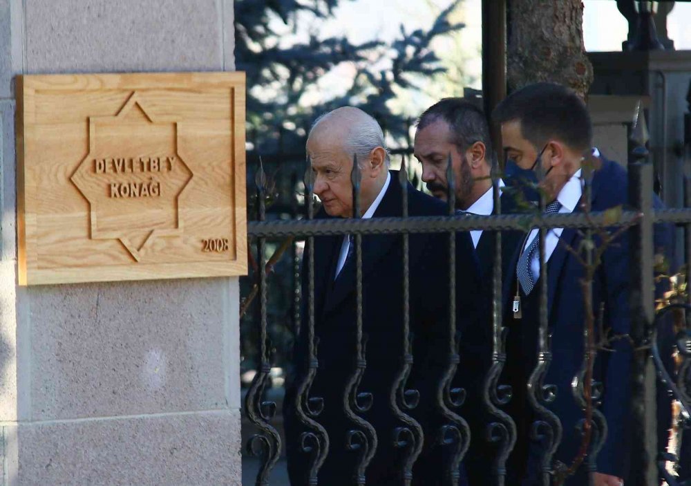 Cumhurbaşkanı Erdoğan Devlet Bahçeli’yi evinde ziyaret etti