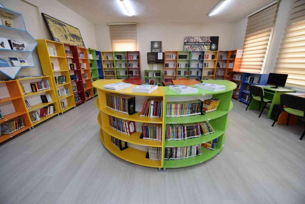 Konya'dan Türkiye’ye örnek! Selçuklu Şehir Kütüphanesi gün sayıyor