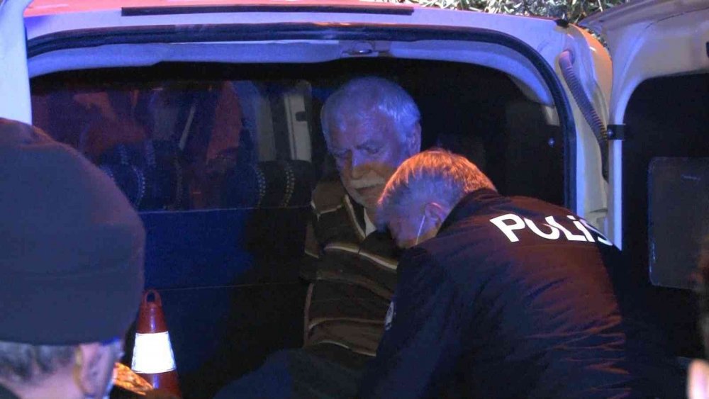 Denizli'de eşini tüfekle öldüren cani koca tekerlekli sandalyeyle cezaevine götürüldü