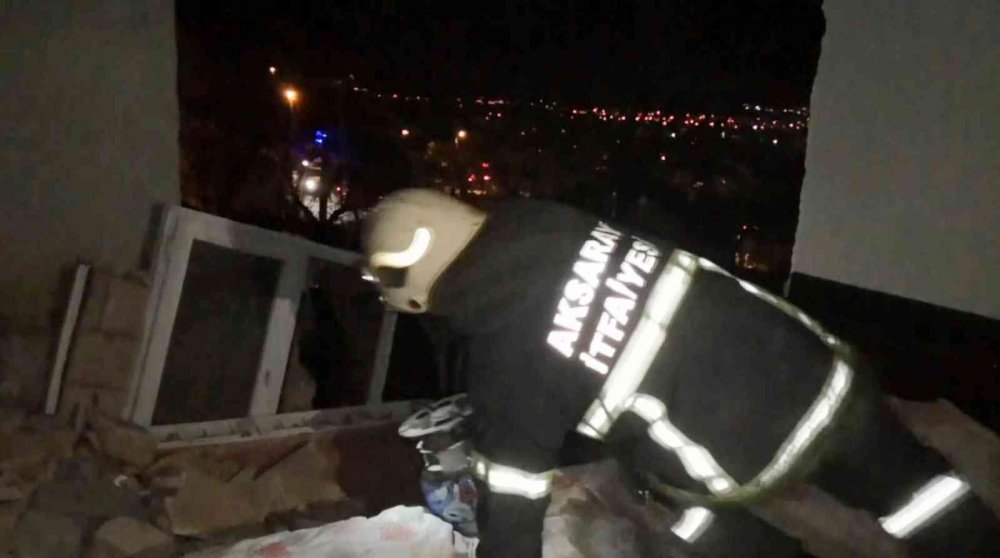 Gece yarısı dehşet! Şofbende sıkışan gaz bomba gibi patladı! 3 yaralı