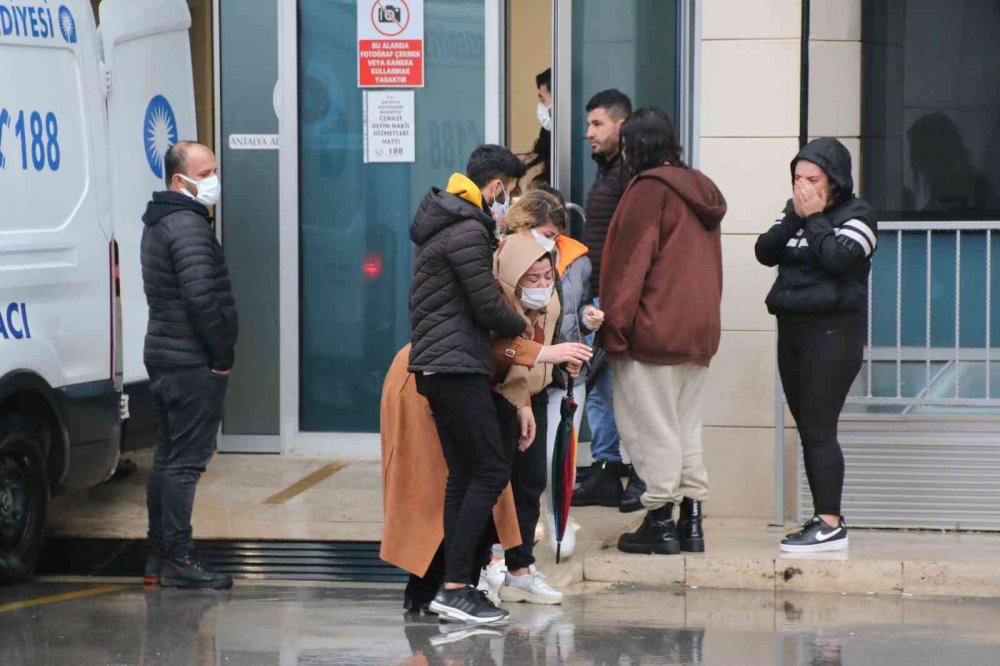 İki sevgilinin kavgası 17 yaşındaki Edanur’u hayattan kopardı