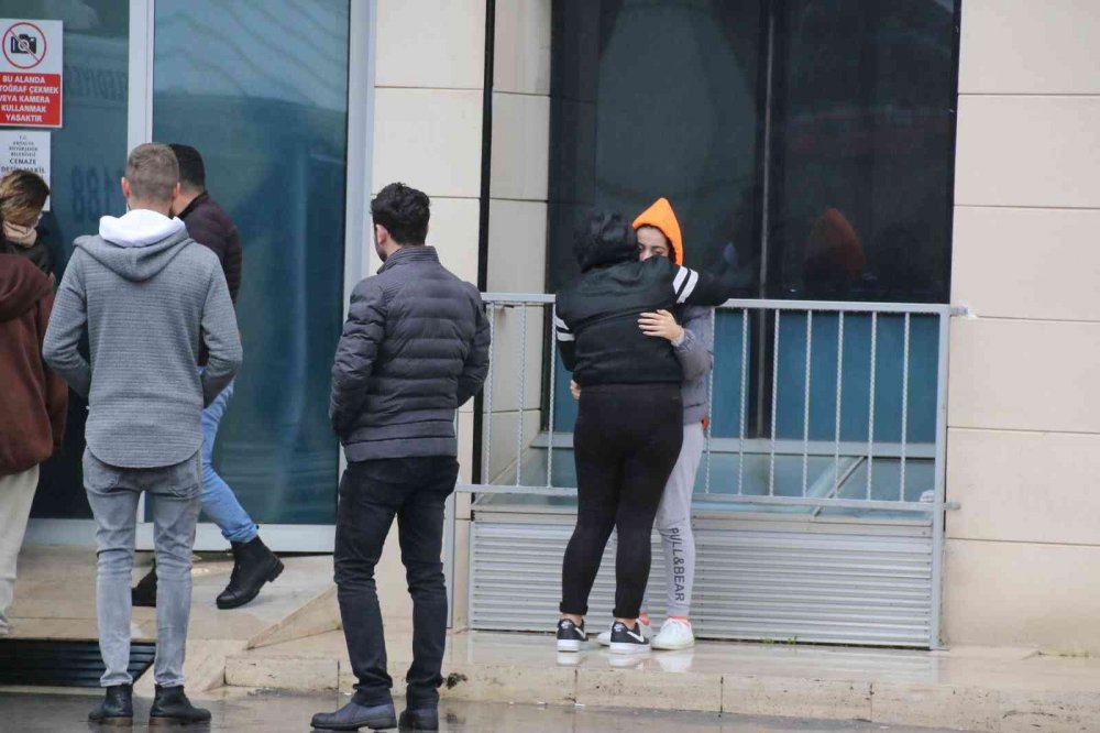 İki sevgilinin kavgası 17 yaşındaki Edanur’u hayattan kopardı