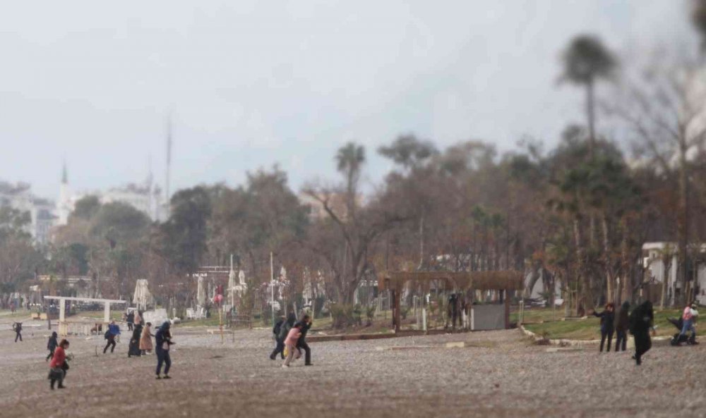 Antalya’da aynı gün iki mevsim bir arada!