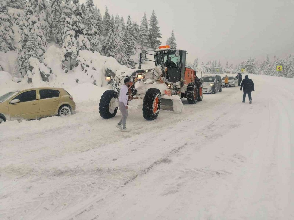 Antalya’da aynı gün iki mevsim bir arada!