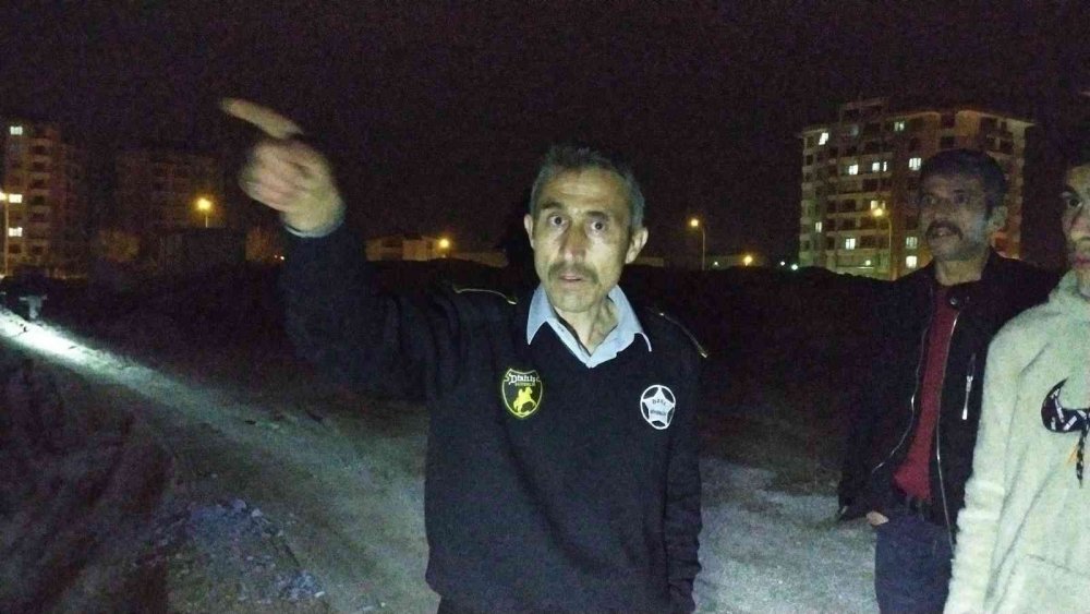 Konya'da Aymanas'ta inşaattan demir çalan sahte 'komiserler' suçüstü yakalandı!