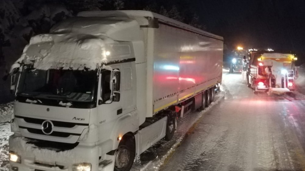 Alacabel'de son durum: Konya'dan yola çıkan tırlara izin verilmiyor