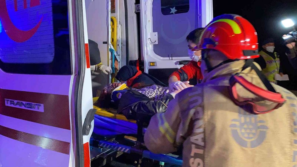 Yine sürat yine aynı tür kaza: Dorse havaya kalktı