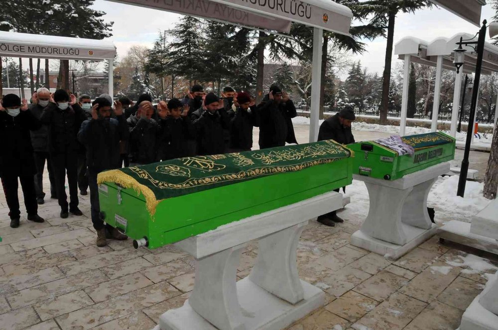 Burdur'da ölü bulunmasının ardından anne ve dayısı tutuklanan Ayşenur'a Konya'da son veda