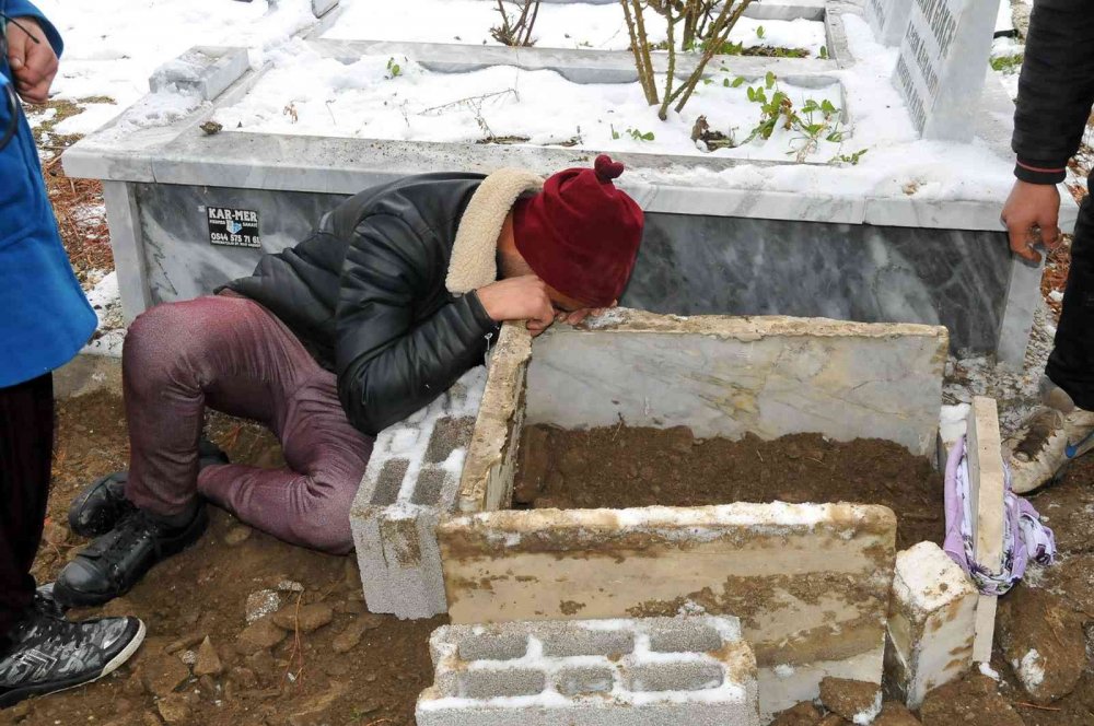 Burdur'da ölü bulunmasının ardından anne ve dayısı tutuklanan Ayşenur'a Konya'da son veda