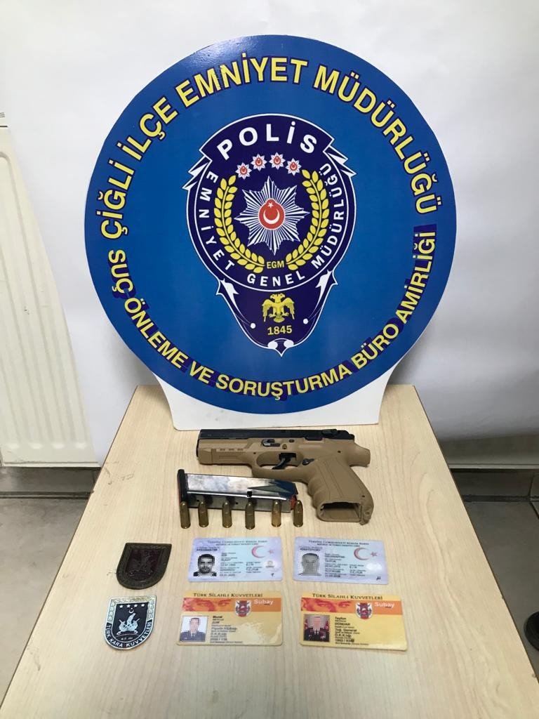 Dolandırıcı sahte tuğgeneral ve yüzbaşı pes dedirdi! MİT'in de katıldığı operasyonla suçüstü yakalandılar
