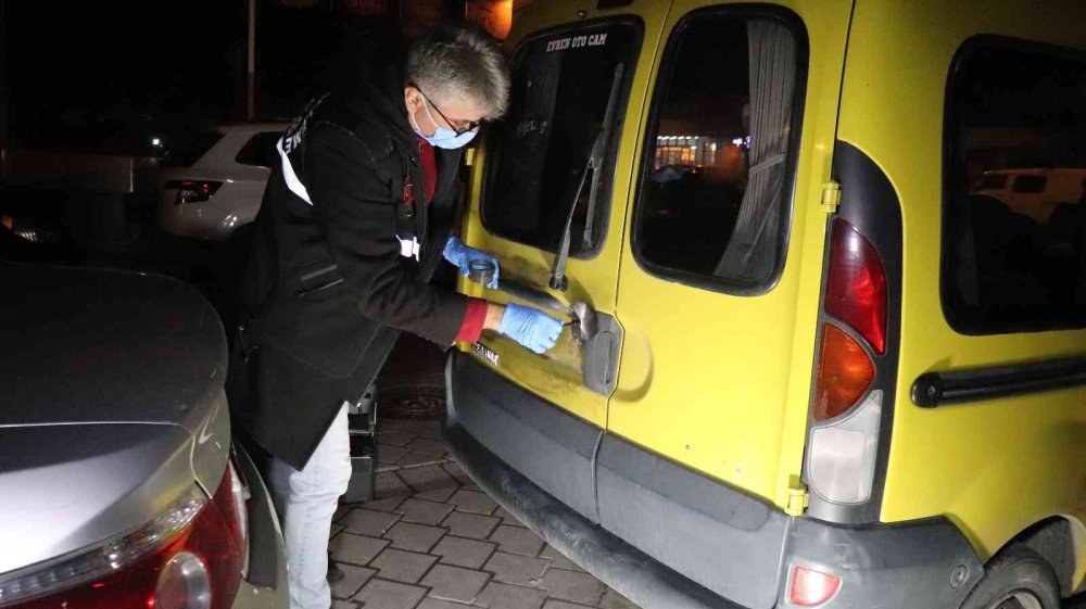 Vatandaş diken üstünde! 30'dan fazla aracın plakası çalındı