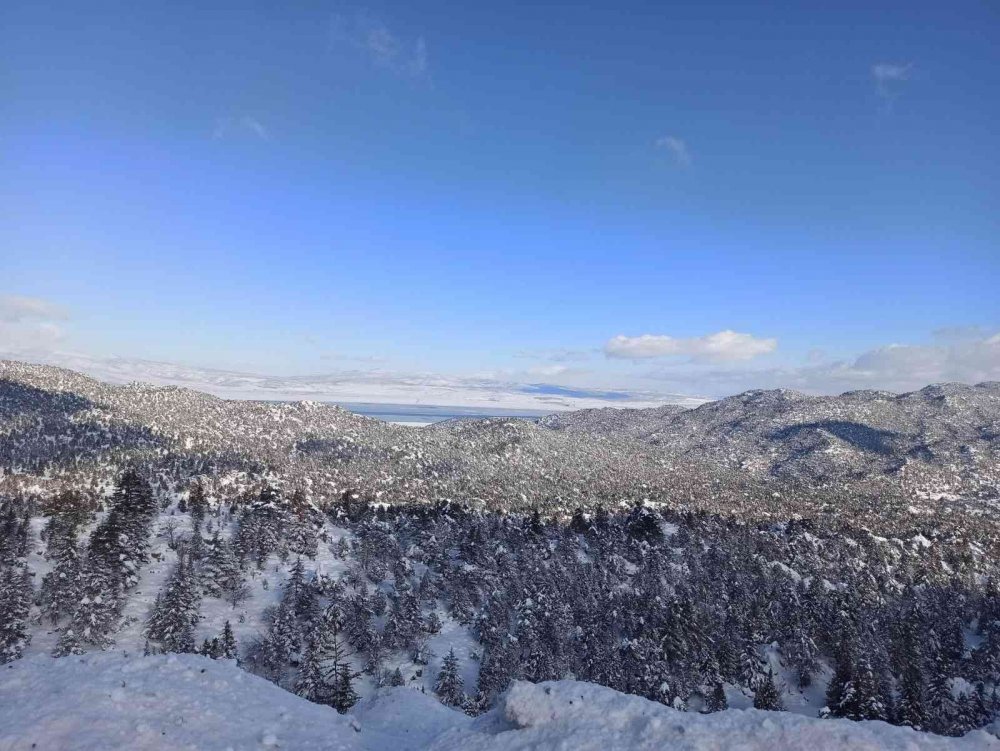 Konya'da kış 130 kilometre sonrası yaz