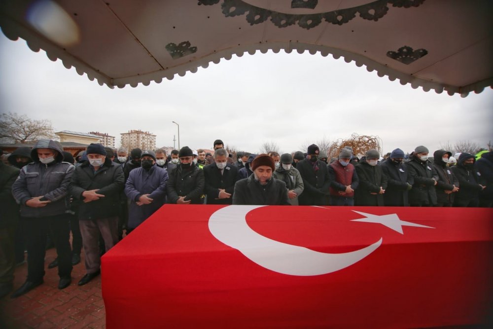Polis memuru İsmail Üzüm'e Konya'da son görev