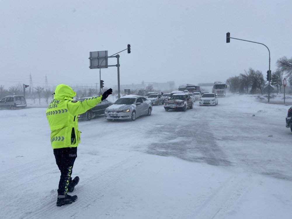 Konya yollarında bekleyiş bitiyor! Antalya yolu hariç