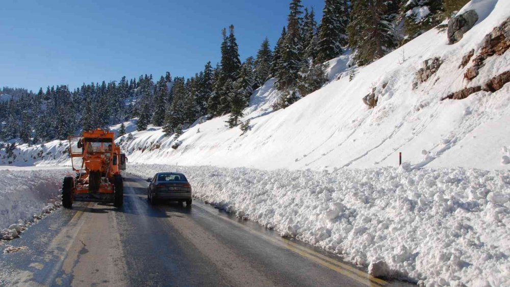Konya-Antalya yolunda 48 saatlik bekleyiş bitti!