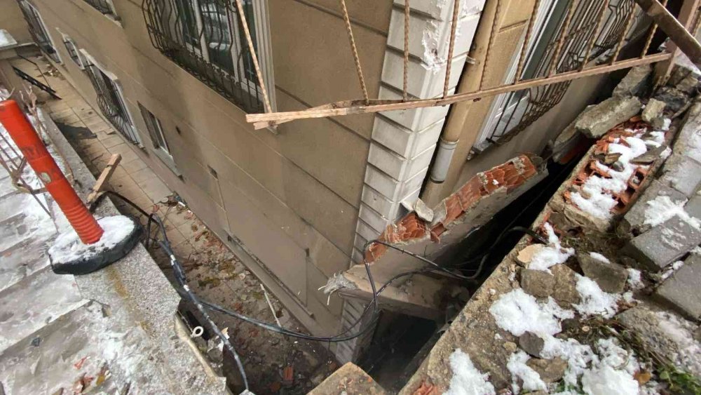 Duvar olmasaydı eve misafirliğe girerdi! Faciadan kılpayı