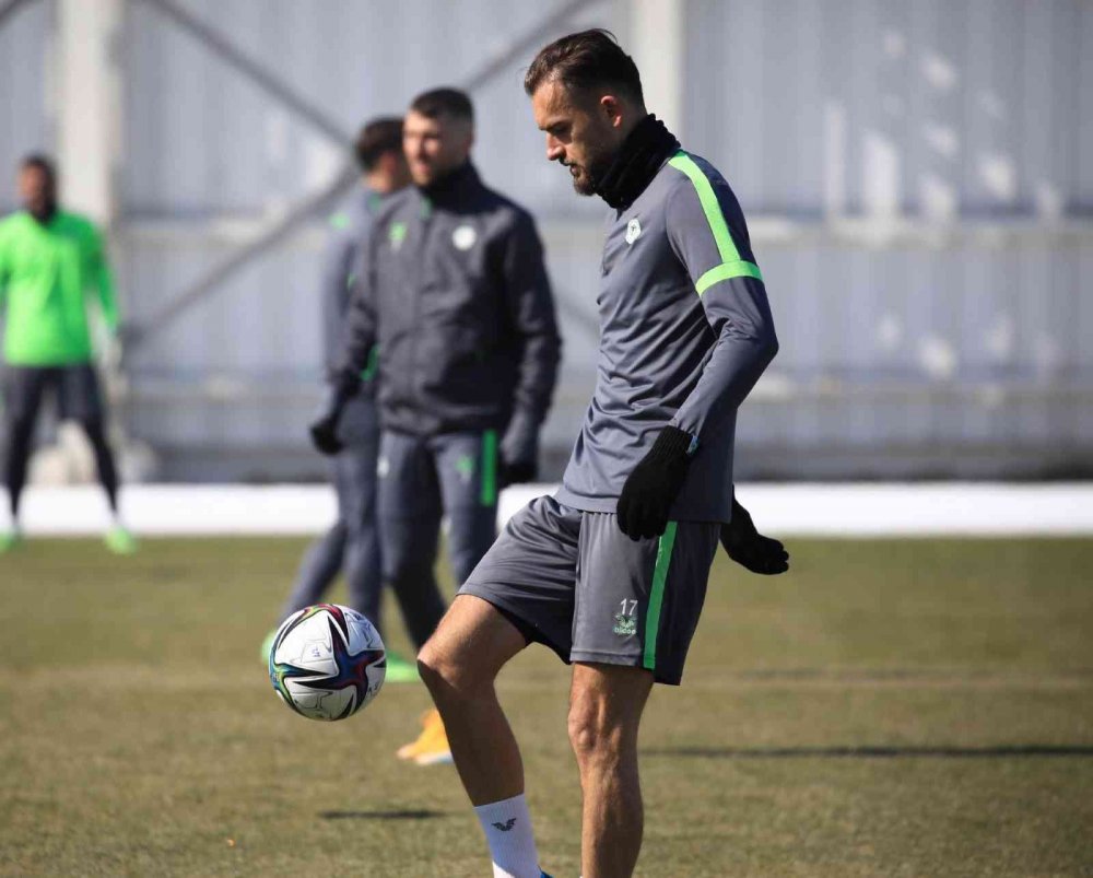 Türkiye Konyaspor Trabzonspor maçını bekliyor