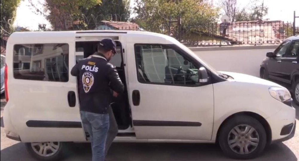 Konya dahil 6 ilde operasyon! Link gönderip dolandıran şebekeye 8 gözaltı daha!