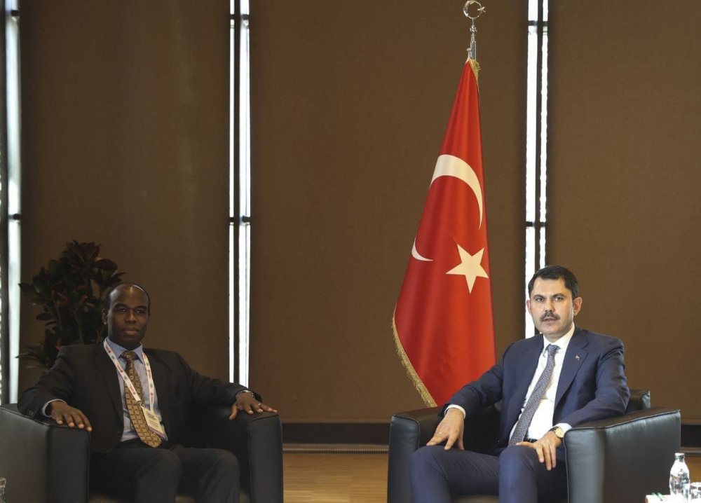 Bakan Kurum Konya'da Dünya Bankası Türkiye Direktörü ile görüştü