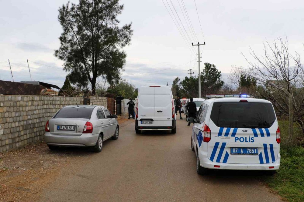 Ailelerin kavgası cinayetle bitti! Mevlüt Eren öldü oğlu yaralı