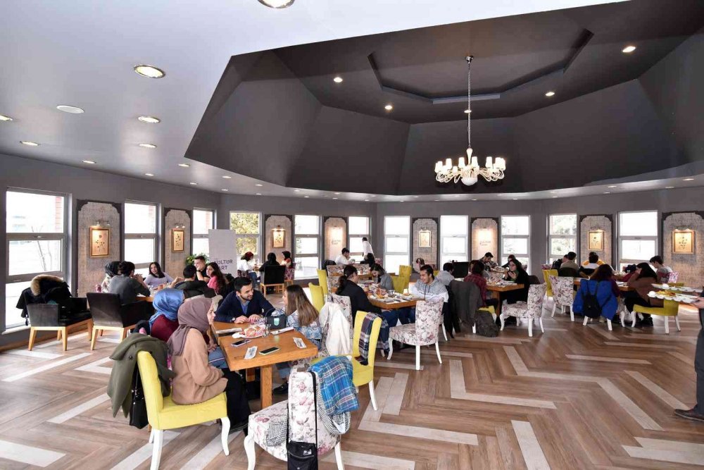 Konya Genç Kültür Kart üyesi gençler özgün fikirlerini hayata geçirmek için buluştu