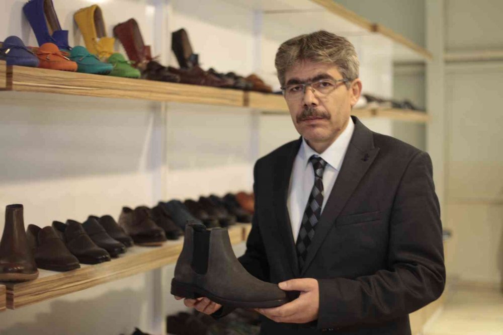 Konya'da bereketli geçen kış ayakkabıcıların yüzünü de güldürdü! Üretim yüzde 70 arttı